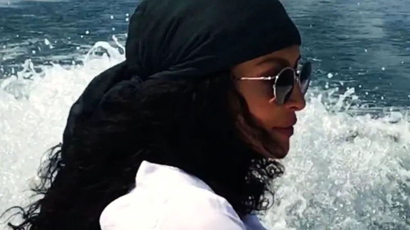 Mihaela Rădulescu, o femeie puternică, crescută de „o femeie puternică”. Ziua de Adio