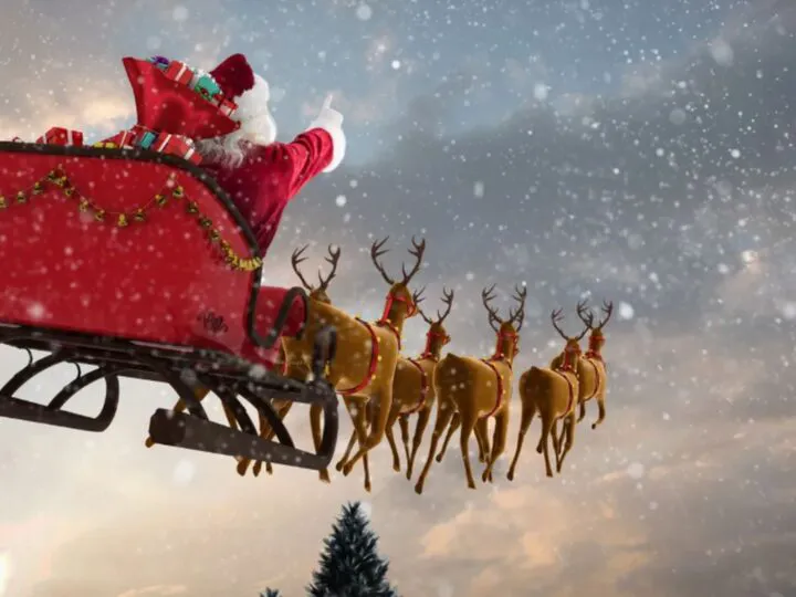 Bancul zilei. Unde stă Moș Crăciun când pleacă în concediu? Răspunsul e genial!