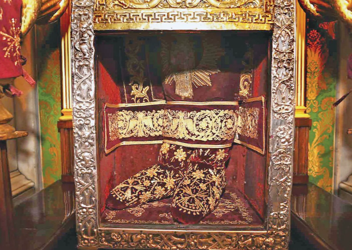 12 decembrie, „sfântul călător” Spiridon, ocrotitorul bolnavilor. Ce să faci ca să alungi toate relele