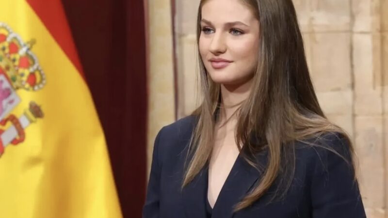 Moștenitoarea tronului Spaniei a intrat în istorie. E prima femeie din familie care a făcut așa ceva