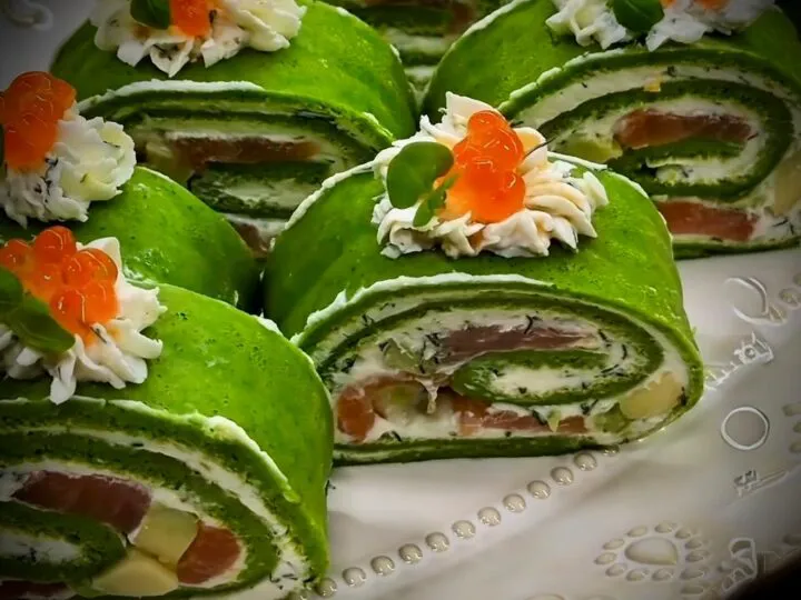 Rulouri de spanac cu somon, rețeta ușoară pentu a doua zi de Crăciun