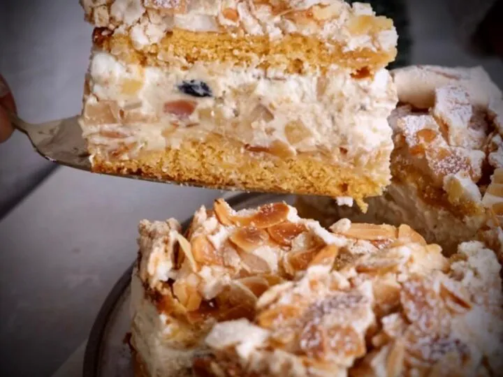 Tortul fără de care nemții nu concep Crăciunul. Ei spun că vine din „cer”