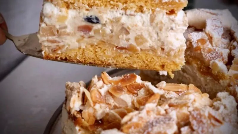 Tortul fără de care nemții nu concep Crăciunul. Ei spun că vine din „cer”