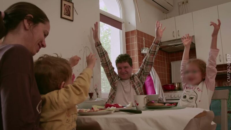 Nicușor Dan, făcut knock-out de proprii copii. Revelionul l-a pus la pământ mai rău ca mandatul de președinte