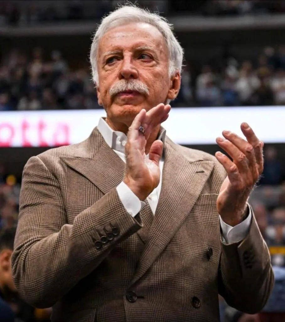 Tranzacția anului. Cel mai mare proprietar de terenuri și-ar putea construi mai multe New York-uri