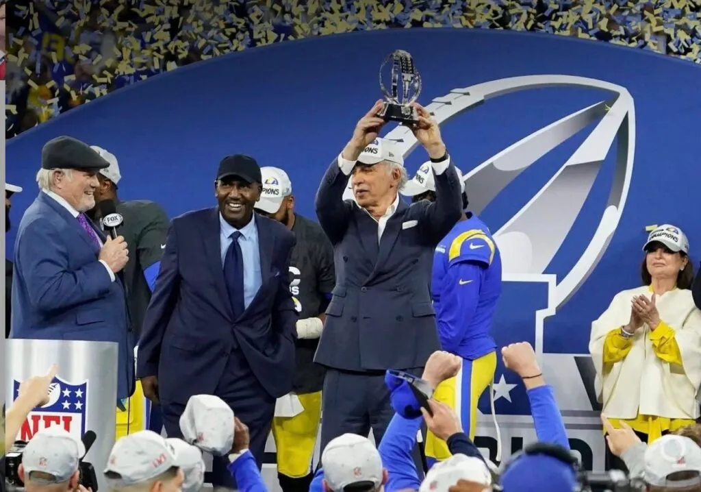 Tranzacția anului. Cel mai mare proprietar de terenuri și-ar putea construi mai multe New York-uri