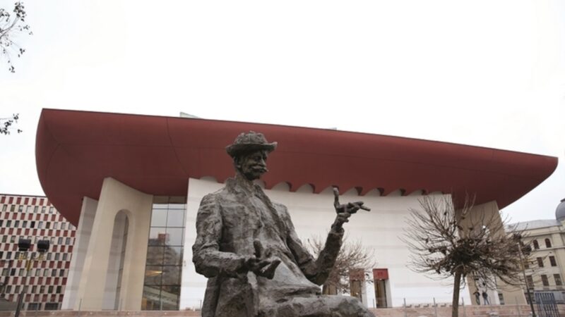 15 ianuarie, Ziua Culturii Naționale. Teatrul Național București v-a pregătit spectacole și expoziții