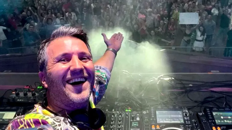 Andi Moisescu se bucură de viața de burlac. Nu se aștepta nimeni să îl vadă așa – Video