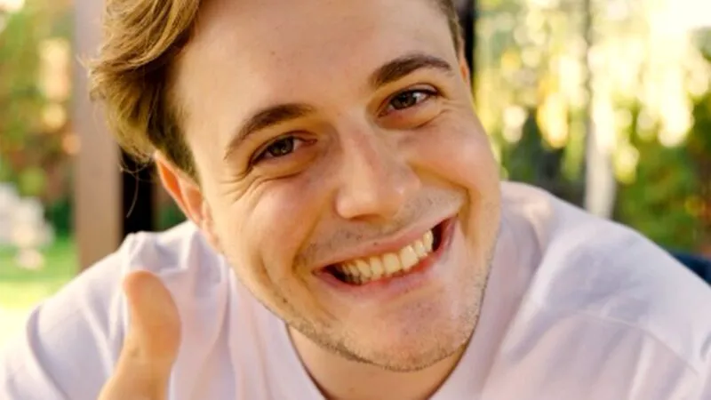 Fiul Andreei Esca, magnet pentru concurentele de la Survivor. „Are toate șansele să se întoarcă de acolo cu gagică”