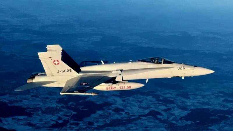 Nicușor Dan le-a bătut obrazul jurnaliștilor care l-au acuzat că minte. Totuși, autoritățile elveține îl contrazic pe președinte