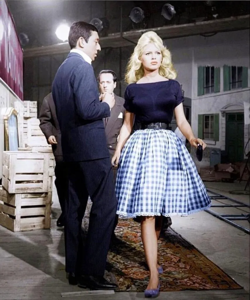 Cum a reușit Brigitte Bardot să popularizeze balerinii purtați în oraș. Înaintea ei, nimeni nu-i încălța pe stradă