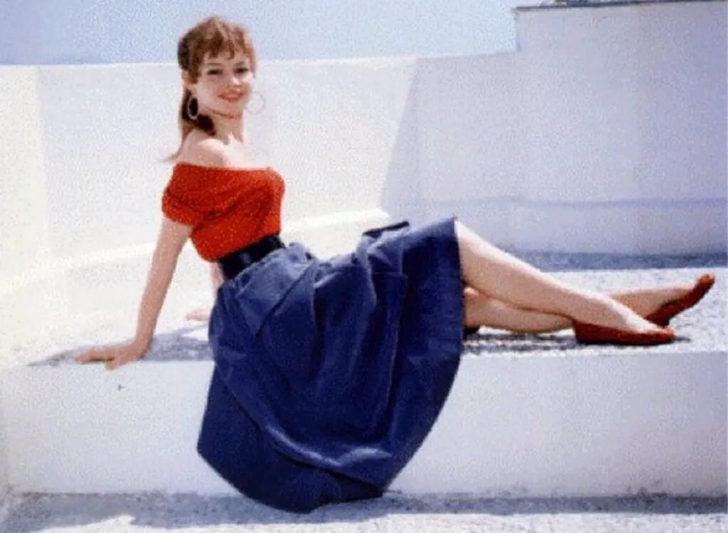 Cum a reușit Brigitte Bardot să popularizeze balerinii purtați în oraș. Înaintea ei, nimeni nu-i încălța pe stradă