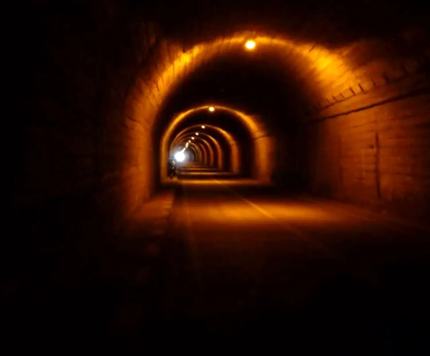 Tunelul Capra-Bâlea, cel mai lung tunel rutier din România. Povestea ascunde secrete întunecate