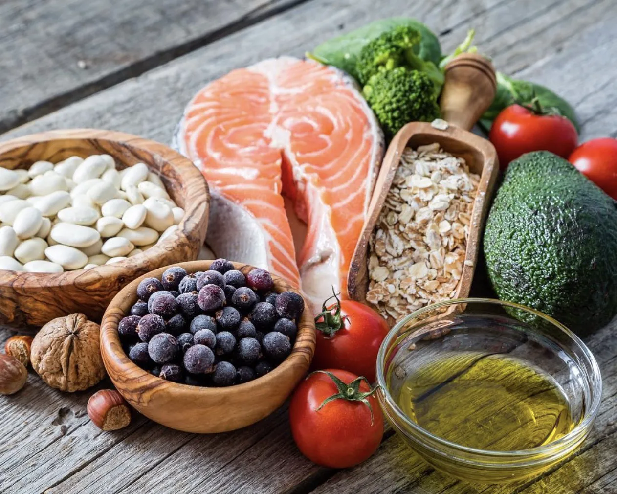 Nu doar dieta mediteraneană face minuni, nordicii au secretele lor. Ce presupune Noua Dietă Nordică?