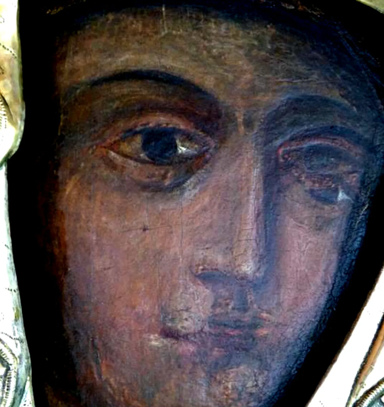 Povestea tulburătoare a Icoanei Maicii Domnului cu trei ochi și două guri. E unică în lume