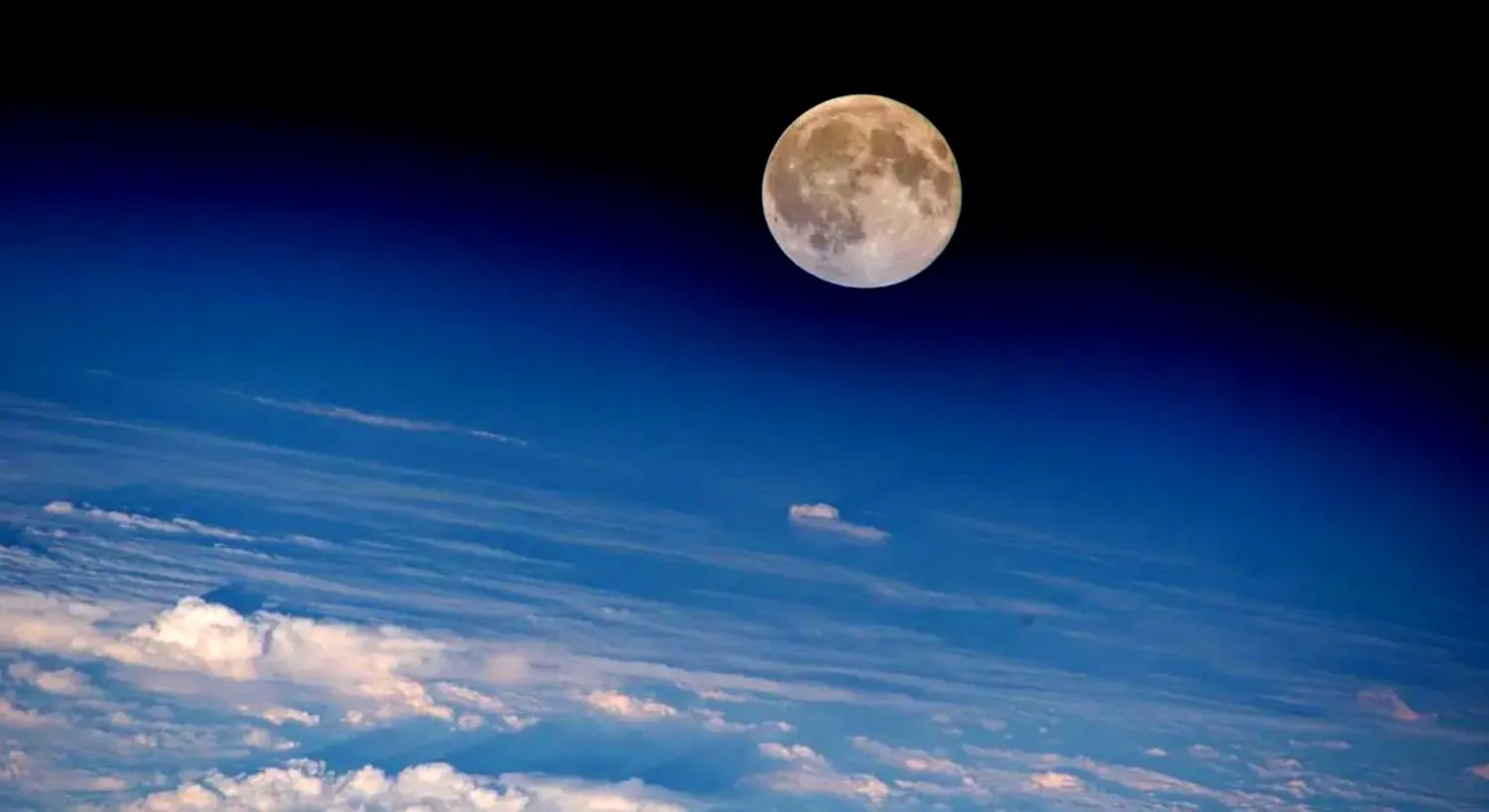 Începe fenomenul Luna zăpezii – de la tradiții la spectacol ceresc