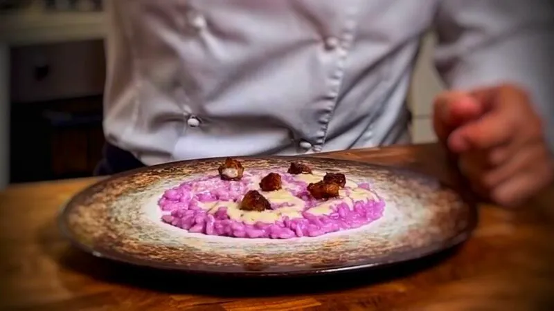 Risotto violet, un preparat demn de restaurantele de lux ce poate fi făcut acasă. Rețetă simplă