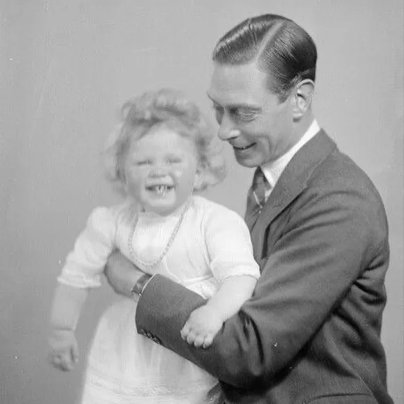 Accidentul Reginei-Mame, momentul care putea schimba istoria