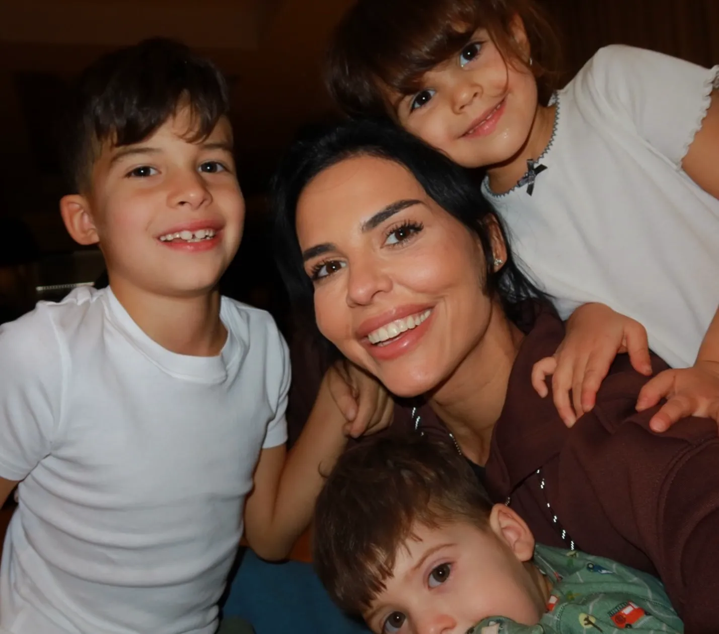 Fosta dansatoare a Deliei l-a prins în fapt pe soțul campion mondial: „Parcă am știu unde să îl găsesc” 5 Fosta dansatoare a Deliei l-a prins în fapt pe soțul campion mondial: „Parcă am știu unde să îl găsesc”