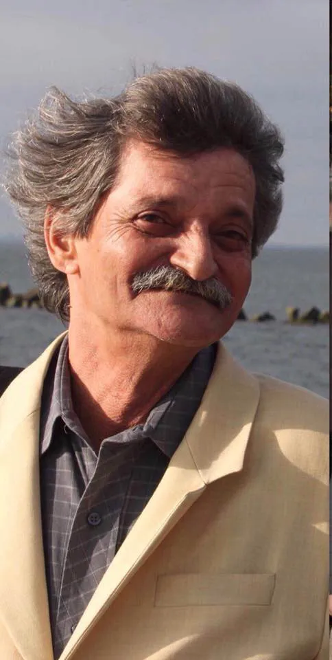 Vrei să critici sau să lauzi ceva? Atunci nu ezita să ne scrii în Comentarii! Exprimă opinia într-un limbaj civilizat!