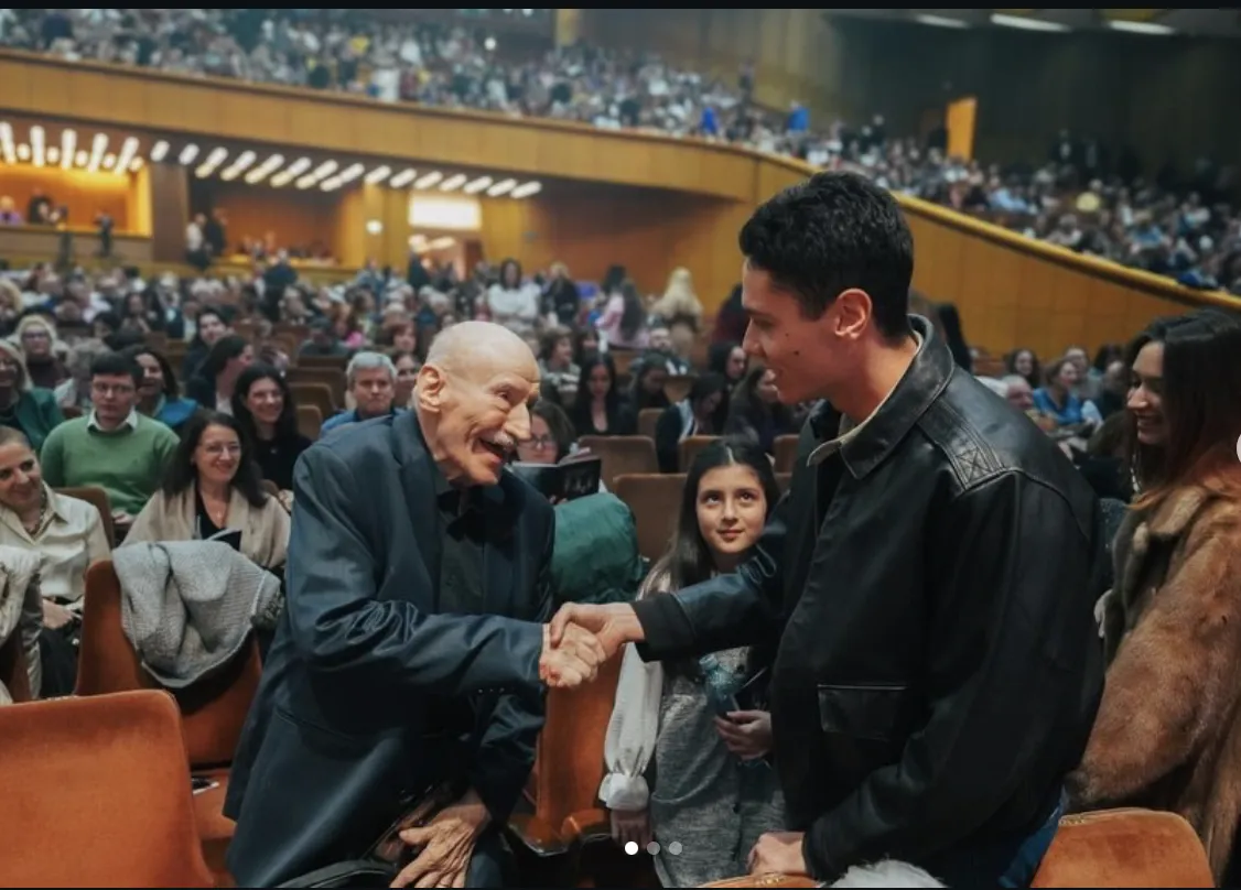 Unde era Victor Rebengiuc în timp ce Poliția făcea percheziții la cei care l-au amenințat. David Popovici a apărut și el - Foto 