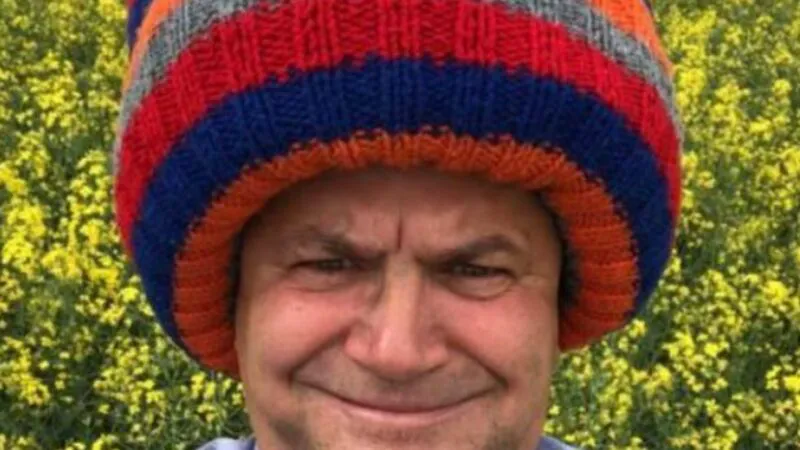 Axinte povestește  despre Puiu Călinescu și Adrian Păunescu, oamenii care i-au schimbat viața. „Era genial, avea 20 de pisici”