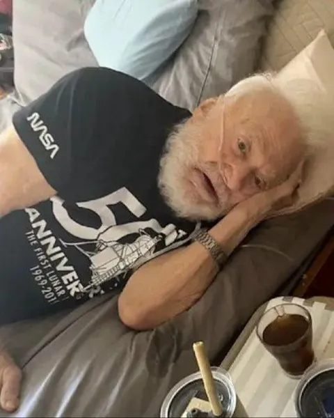 Legendarul astronaut Buzz Aldrin, distrus după moartea soției românce. Imagini cutremurătoare