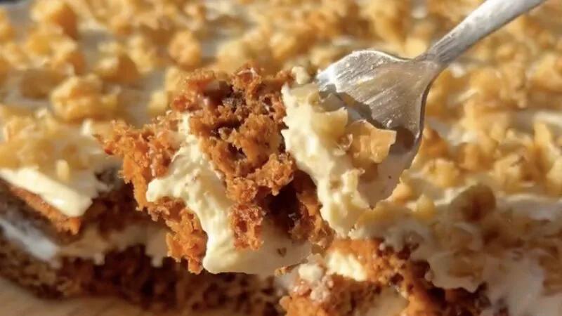 Carrot cake – tort de morcovi fără zahăr și fără ulei, perfect pentru copii. Rețetă