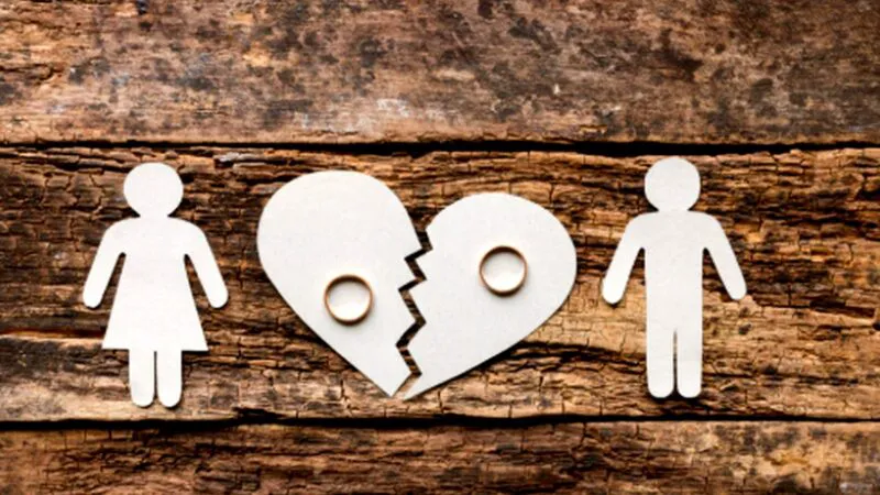 Bancuri. La tribunal, un proces de divorţ: Dar de ce vreţi să vă despărțiți?, întreabă judecătorul. Iată genialul răspuns