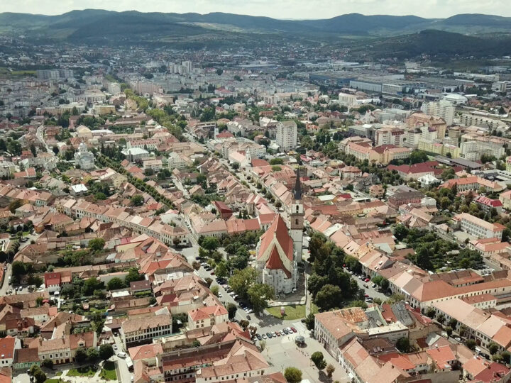 Cifre care șochează! Anul în care Bistrița avea sute de slugi și aproape niciun ortodox