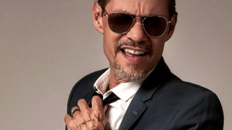 Marc Anthony îi ia apărarea Victoriei Beckham și îl acuză pe Brooklyn că minte. DJ-ul de la nuntă face dezvăluiri șocante