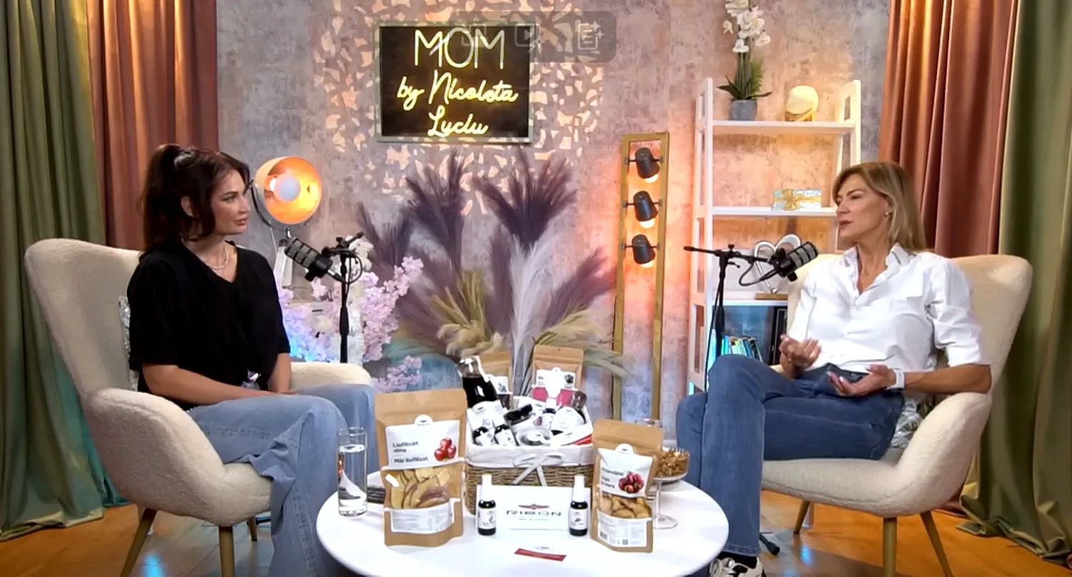 Ilie Năstase a făcut show la întâlnirea cu Roxana Ciuhulescu. S-a lăsat cu aplauze și zâmbete. Video