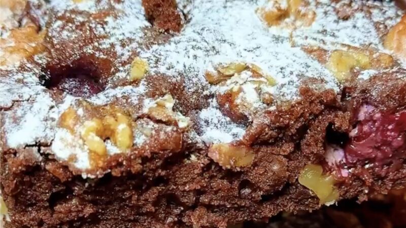 Prăjitură economică de post. Este delicioasă și se prepară rapid