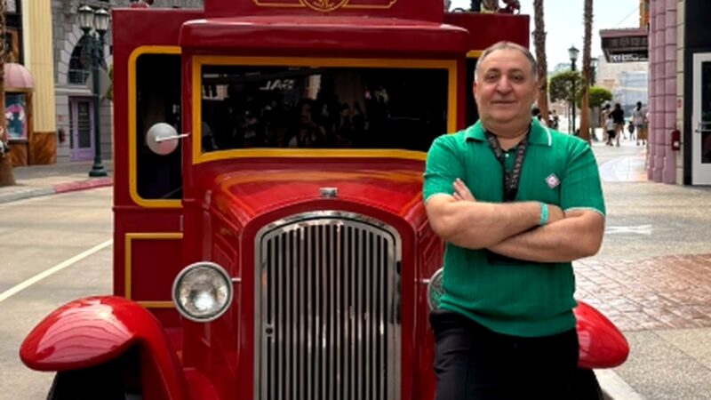 Vali Vijelie, amintiri prețioase despre scorvergile bunicii și milițienii care îl puneau să cânte la secție