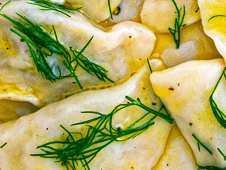 Găluștele din Ucraina în formă de semilună fac Postul Paștelui mai ușor. Rețeta nu lipsește nici de pe masa rușilor