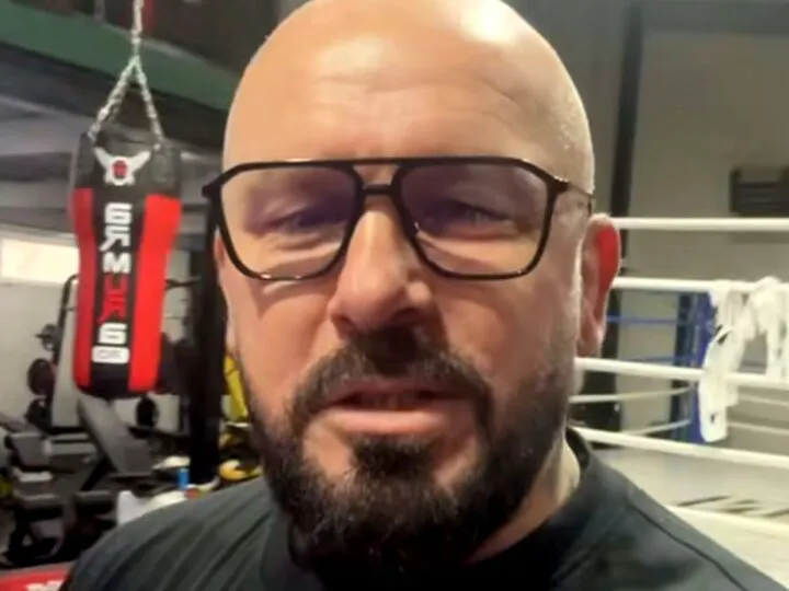 Cătălin Zmărăndescu, mai amuzant ca niciodată. „A vrut o geantă Hermes, eu i-am cumpărat un porc”