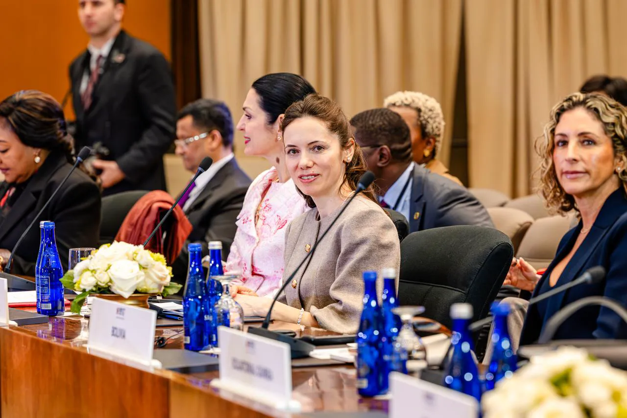 S-a aflat cât a cheltuit Mirabela Grădinaru cu deplasarea la Summitul Melaniei Trump. Suma va șoca pe mulți