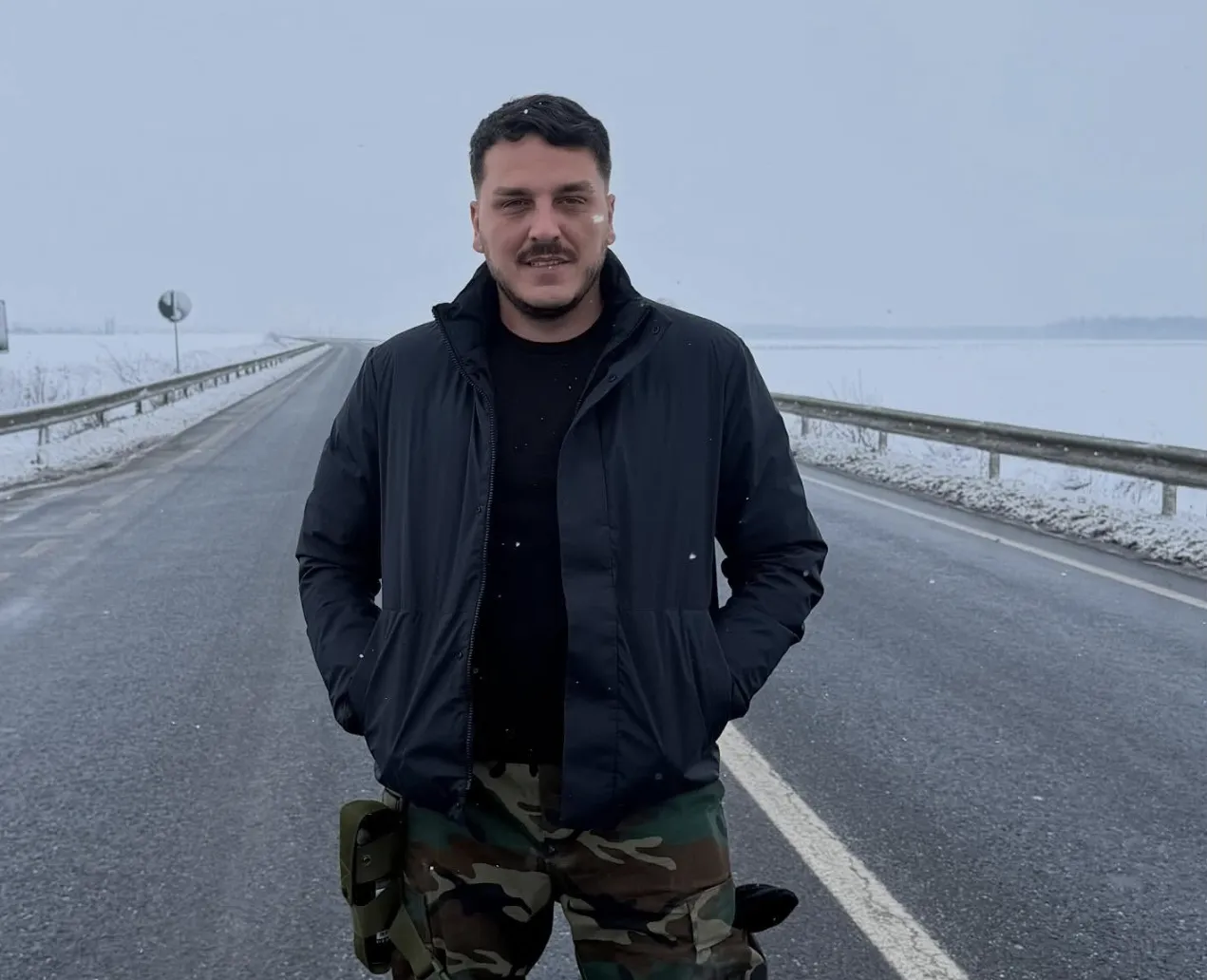 Scandalul din AUR continuă. Makaveli spune dacă George Simion știa de banii primiți, apoi pleacă din țară