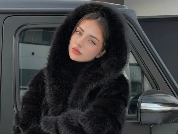 Andreea Bostanică, acuzată că se vinde prin Dubai. „Dau o mașină și un apartament oricui poate să…”