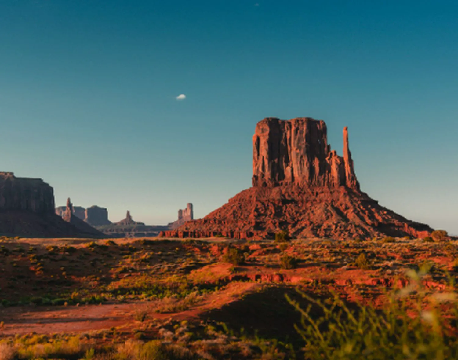 Tuneluri subterane care ar lega Arizona de California. Se crede că au fost construite de „oamenii stelelor”