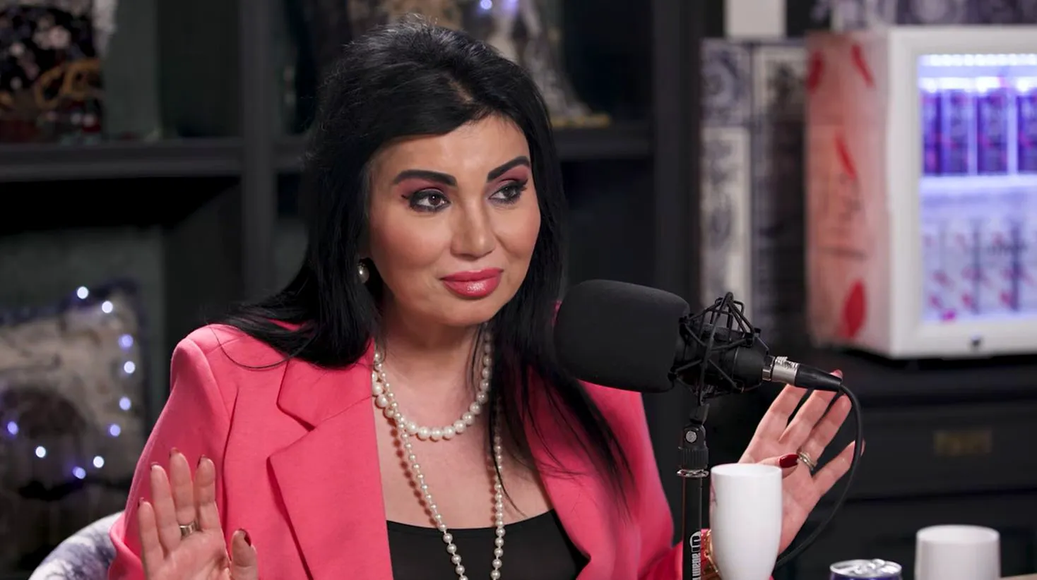 Adriana Bahmuțeanu, poveste înfiorătoare despre decesul copilului. „Trebuia să vii la noi la spital, îi dădeam un cep în cap, îl omoram imediat”