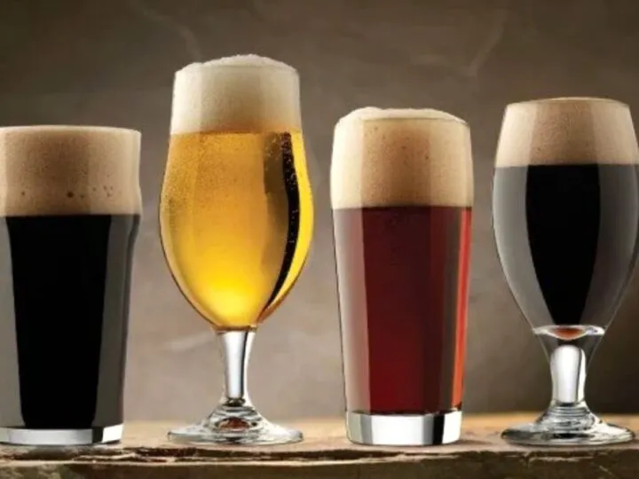 Bancuri. Bă Gheorghe, care este pluralul la bere? Nu te-ai fi așteptat niciodată la un așa răspuns