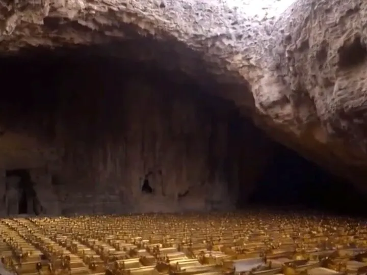 Biblioteca secretă ce poate schimba lumea. Se află în Ecuador și are „cărți” de metal