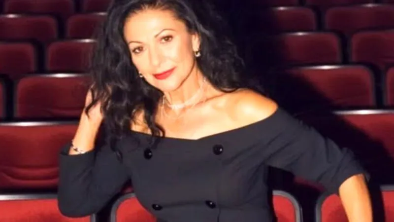 Elena Cârstea, amintiri prețioase din Egipt. „A venit la mine cu un buchet de flori din ciocolată”