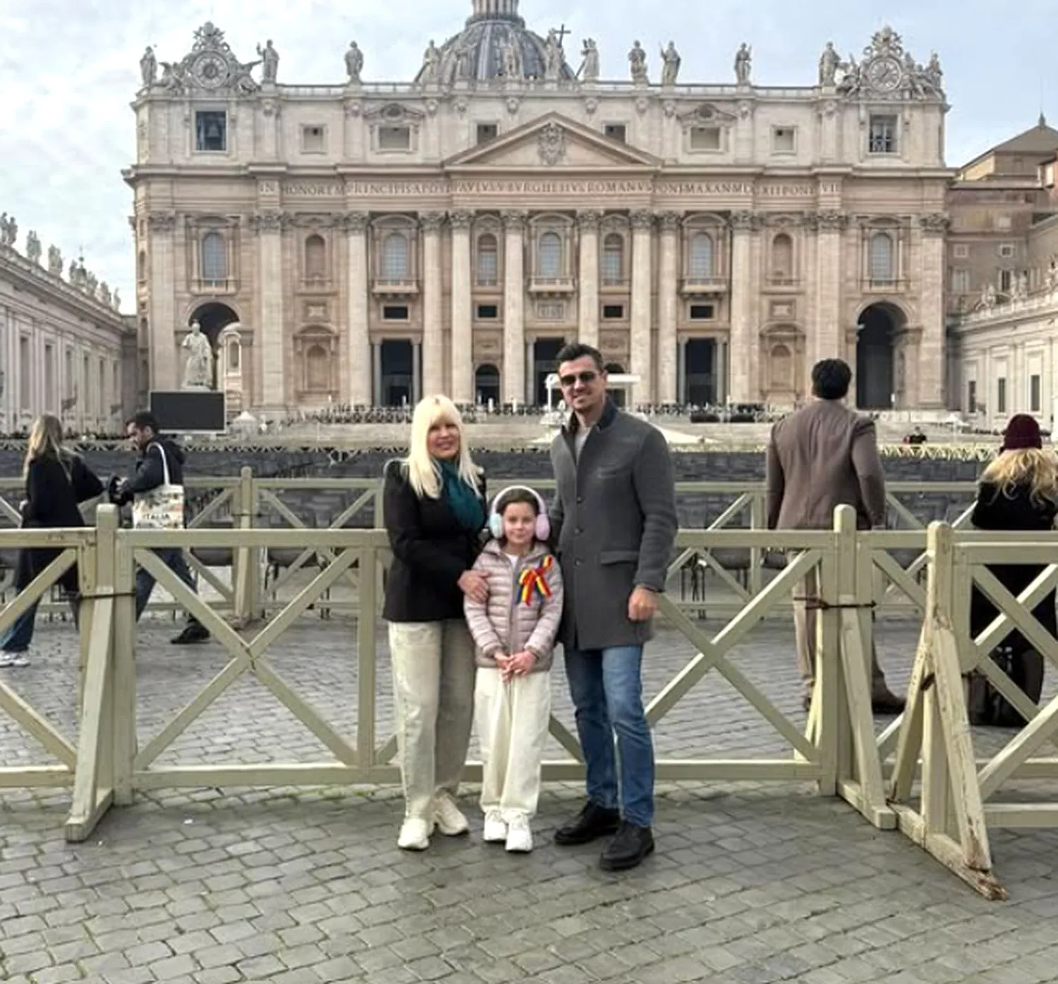 Elena Udrea, confesiune sfâșietoare despre suferința fetiței cât a stat în detenție. „Mi-a dat Dumnezeu putere să trec fără să o iau razna”