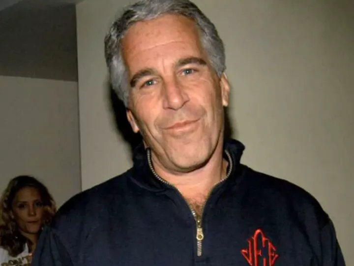 Mărturii cutremurătoare ale unei victime a pedofilului Jeffrey Epstein: „M-am simțit ca la un târg de carne”. Ce i-a făcut prințul Andrew