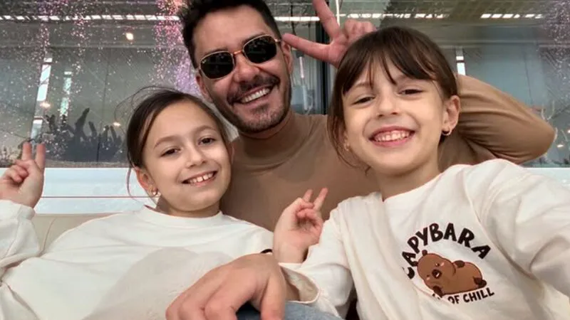 George Burcea, noua imagine de familist. Cum s-a afișat cu fiicele lui și ale Andreei Bălan