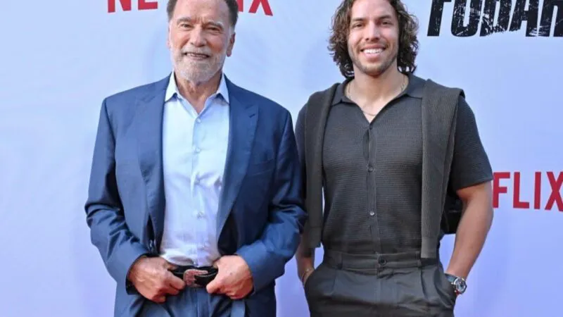 Arnold Schwarzenegger, tată grijuliu. Cum îl pregătește pe fiul care îi calcă pe urme să-și facă debutul