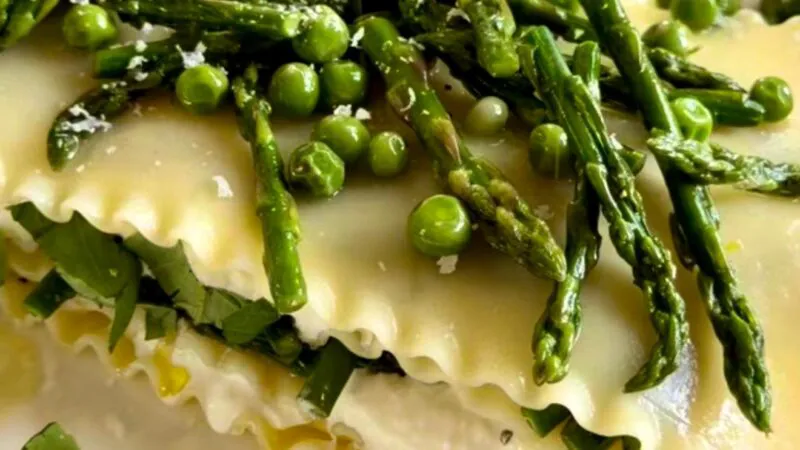 Lasagna vegetariană, o rețetă ușoară de primăvară