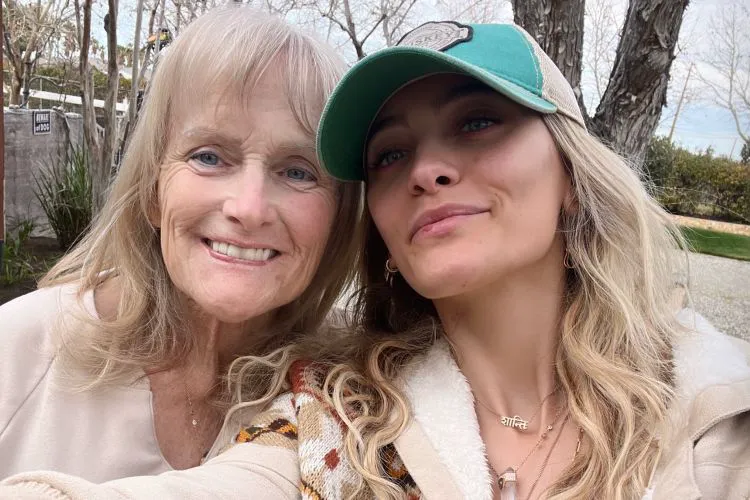 Fiica lui Michael Jackson și-a regăsit mama după moartea artistului. Cum arată astăzi Debbie Rowe
